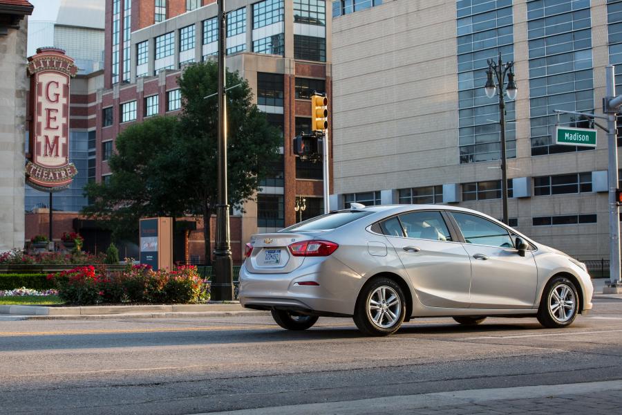  Chevrolet Cruze Diesel 2017 года  (NA) (фото 14 из 52)